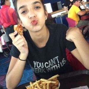 Meet your Posher, Amy