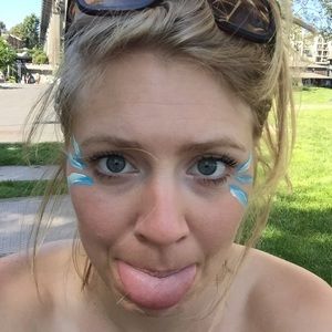 Meet your Posher, Diana