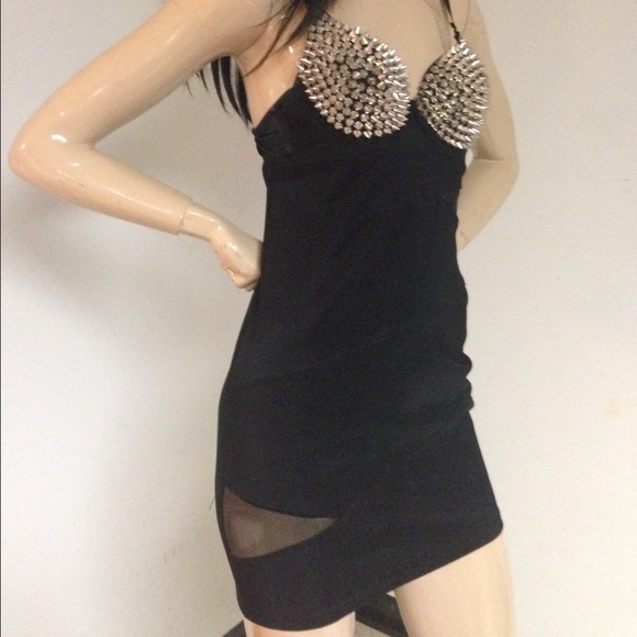 Dress - Picture 2 of 3