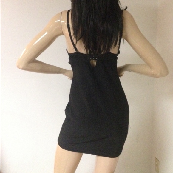 Dress - Picture 3 of 3