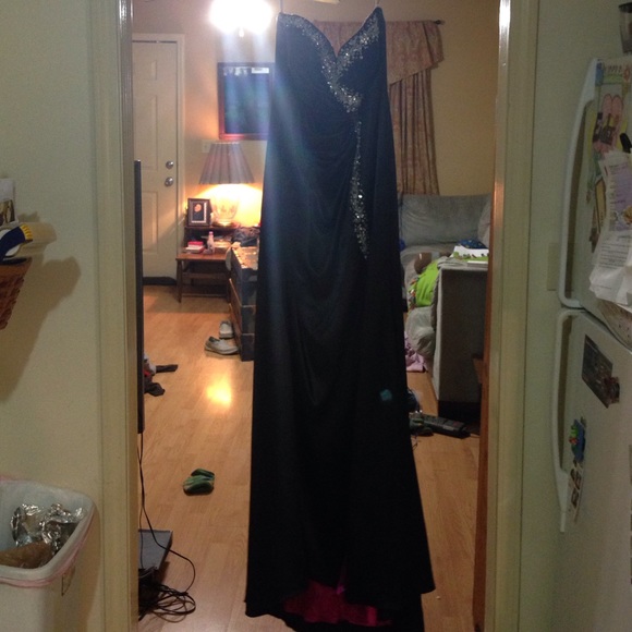 Black sparkly prom dress