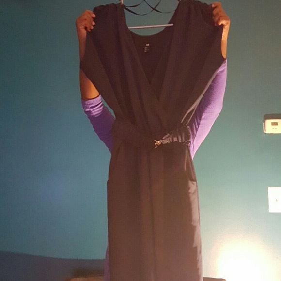 Navy blue / sleeveless jumper