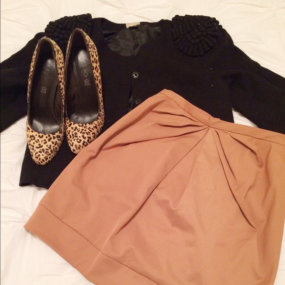 NWOT Mod Short Black Jacket with Shoulder Detail