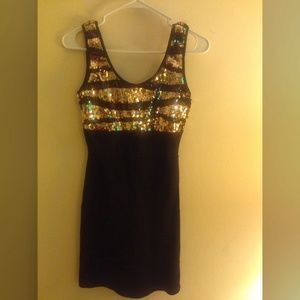 Black and gold sequin bodycon dress