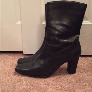 Low calf style and co boots