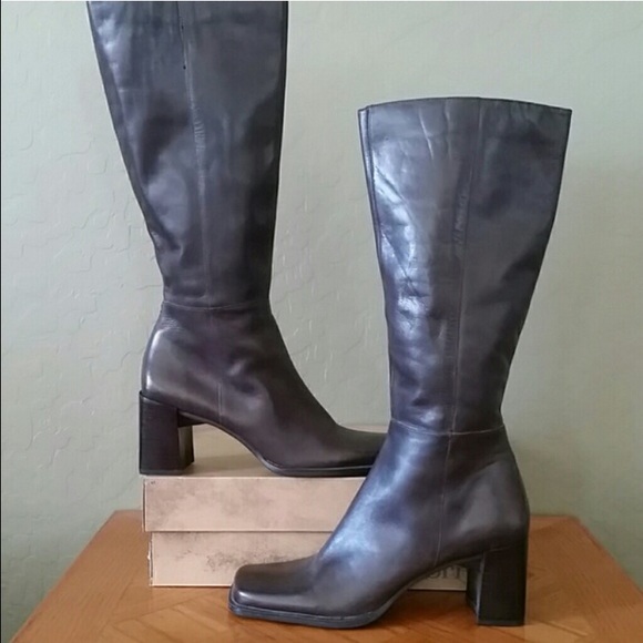 Brand New Leather Brown Boots 🍂🍁👢