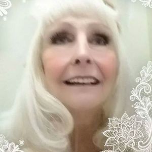 Meet your Posher, Janis