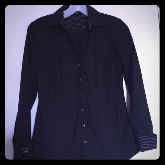 Essential Stretch Button Down