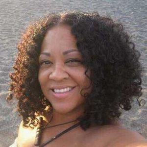 Meet your Posher, Yolanda