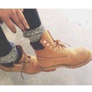 Authentic Timberland 6" Boots (Unisex)