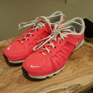 Nike training shoes sz 7.5