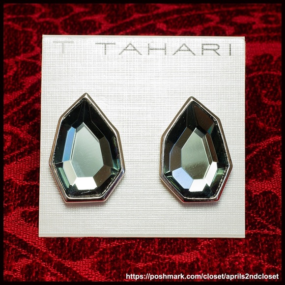 TAHARI ONYX JEWELED STONE CLIP ON EARRINGS - Picture 3 of 7