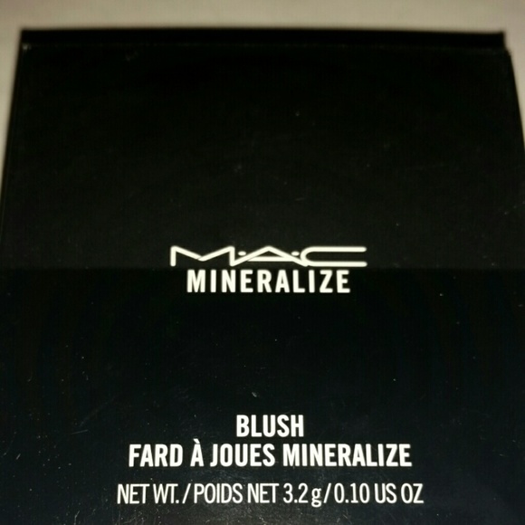 MAC Mineralize Blush