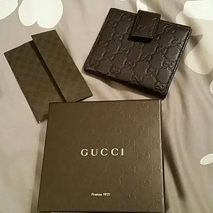 Authentic Gucci Wallet (Brown)