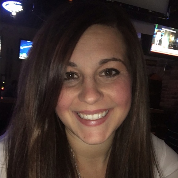 Meet your Posher, Andrea - Picture 1 of 1