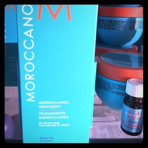 Large Moroccan oil treatment