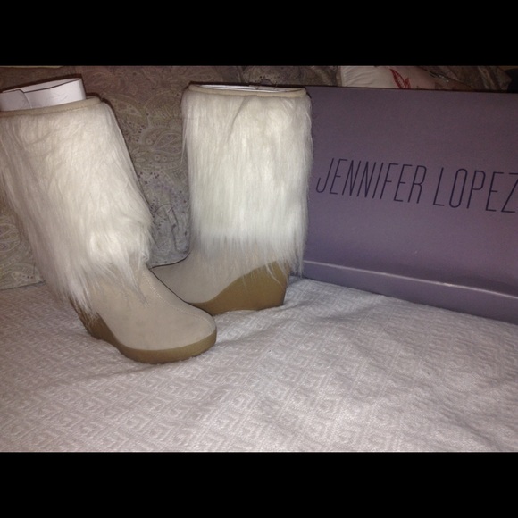 Jennifer Lopez boots