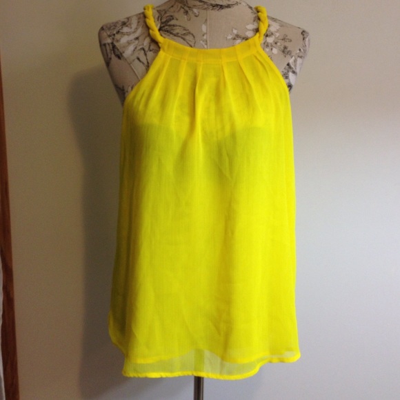 a.n.a Tops - 🆕 Bright Yellow Summer Top M
