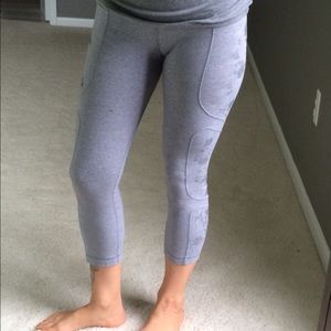 Lululemon yoga Capri