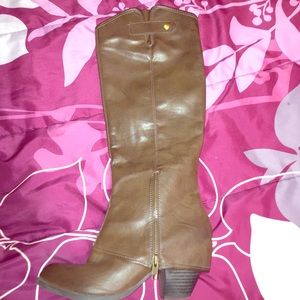 Very very cute riding boots