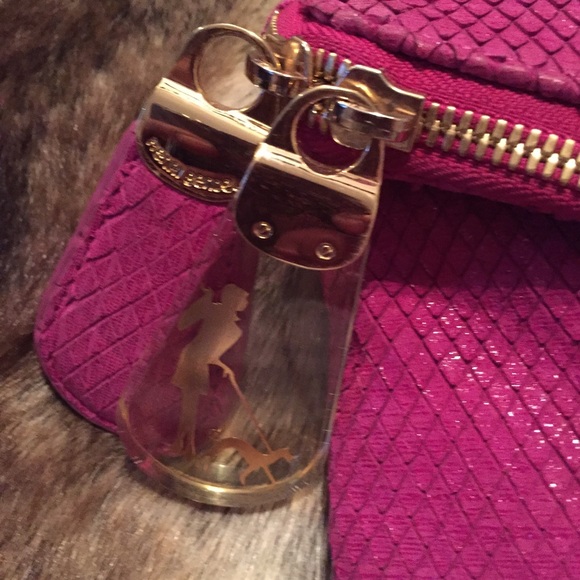 Henri Bendel Clutch - Picture 2 of 4