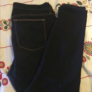 *** SOLD ** BUNDLED ***Black skinny jeans