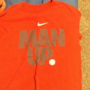 Man up Nike shirt size men M