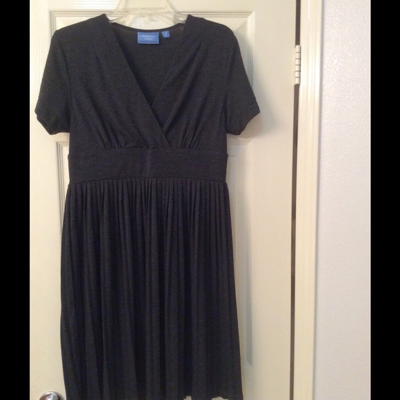Simply Vera Pleated Dress