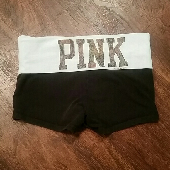 PINK Victoria's Secret Pants - Victoria's Secret Pink yoga shorts