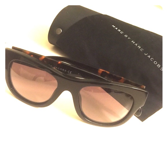 marc by marc jacobs sunglasses