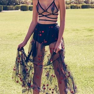 🚫SOLD🚫 For Love & Lemons Desert Rose Maxi Skirt