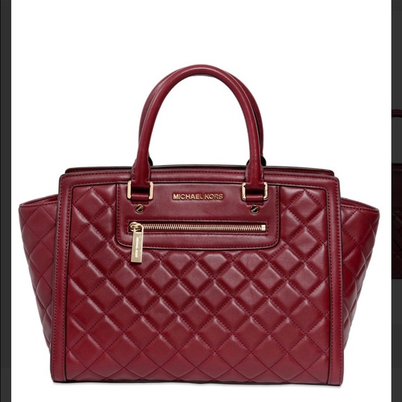Red micheal kors quilted bag