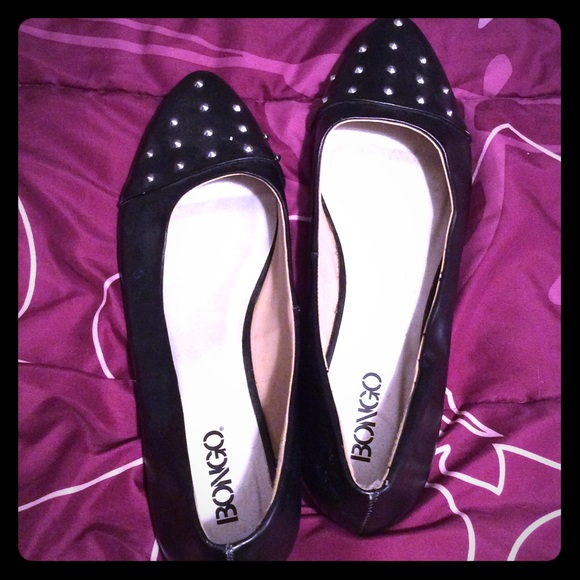 Studded flats. NWOT