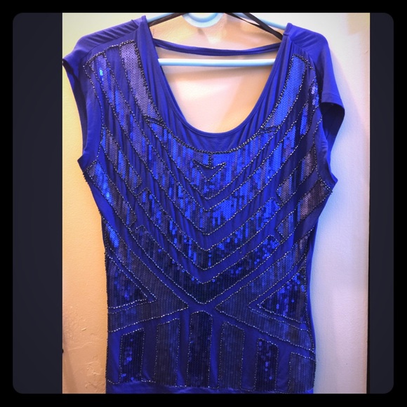 💙Bebe navy blue top 💙