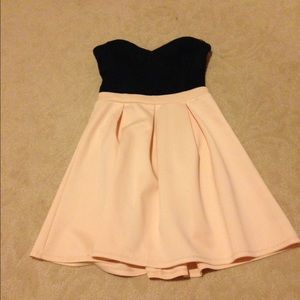 Strapless dress
