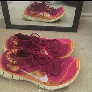 Nike Free Flynit