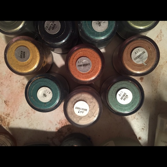 Pigments! 15 a piece MAC!