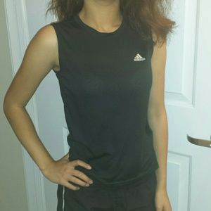 BLACK ADIDAS CLIMALITE MUSCLE TEE TOP, SMALL