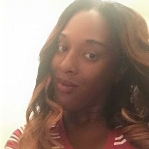 Meet your Posher, Adriana