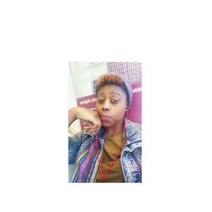 Meet your Posher, Melie bree