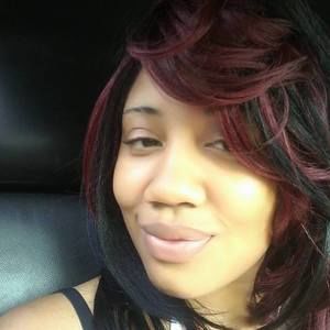 Meet your Posher, Alicia