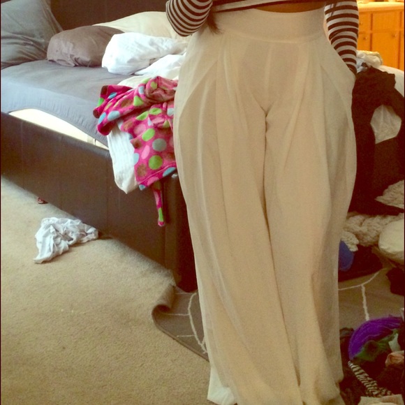 Wide leg trousers