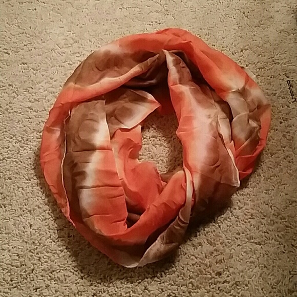 Infinity scarf - Picture 3 of 3