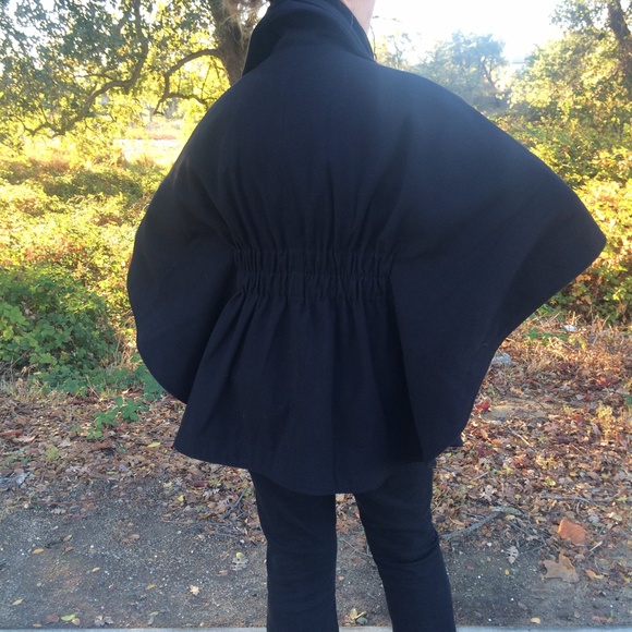 JOLT black jacket - Picture 2 of 3