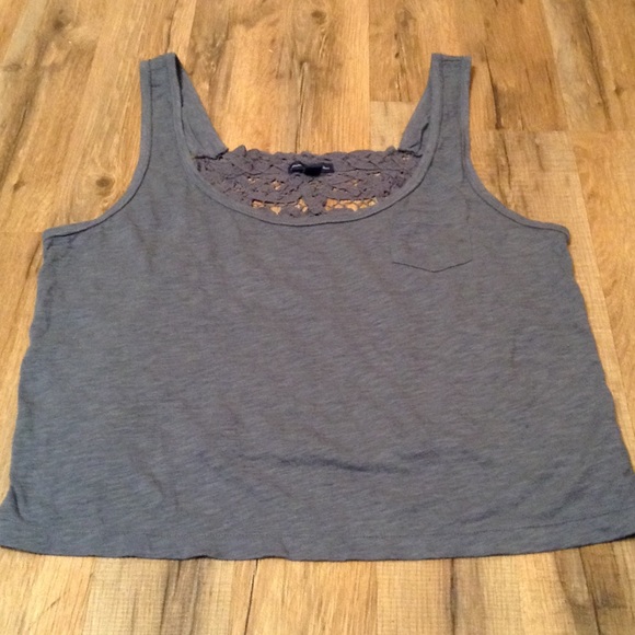 American Eagle Outfitters Tank Tops 🌞 - Picture 3 of 4