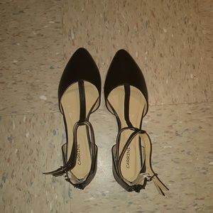 Carrini pointed toe flats in Black size 10