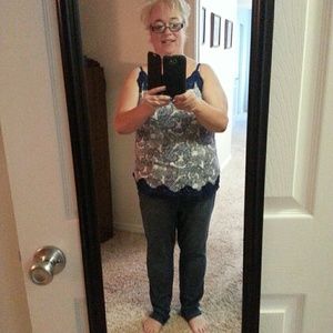 Meet your Posher, Sherry