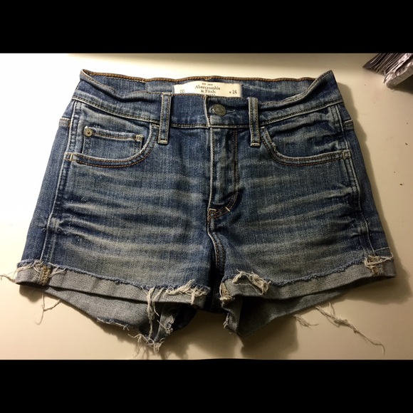 High Waisted Denim Shorts - Picture 1 of 4