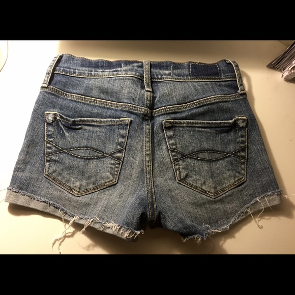 High Waisted Denim Shorts - Picture 2 of 4