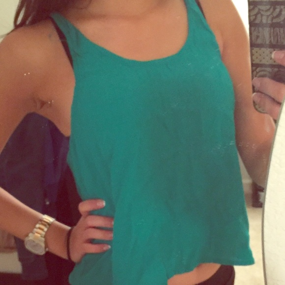 Green crop top